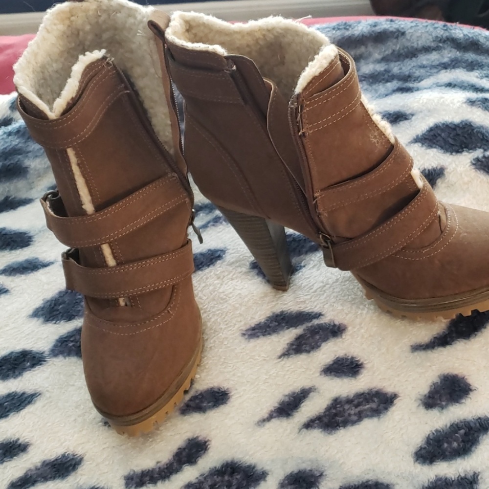 Super cute booties